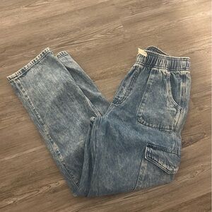 GAP Relaxed Fit Light Blue Jeans